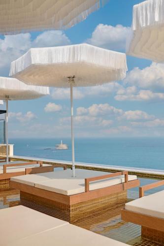 Best Louis Hamilton Hotel Ocean Terrace in Gijang-gun Best Louis Hamilton Hotel Ocean Terrace in Gijang-gun