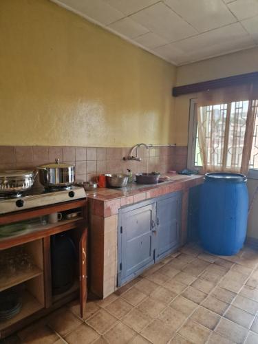 Bel Appartement 2 chambres meublé à Bafoussam (Bel Appartement 2 chambres meuble a Bafoussam) in Бафоссам Bel Appartement 2 chambres meublé à Bafoussam (Bel Appartement 2 chambres meuble a Bafoussam) in Бафоссам