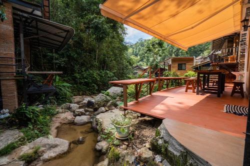 Garden, Chaiyapol Homestay in Doi Saket Garden, Chaiyapol Homestay in Doi Saket