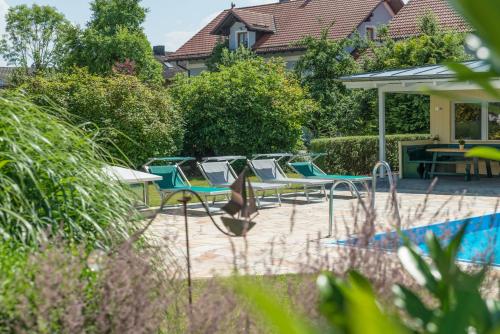 Swimming pool, Hotel Beim Schrey in Kirchheim Bei München Swimming pool, Hotel Beim Schrey in Kirchheim Bei München