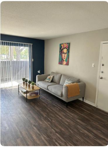 Prime Urban Escape-STEPS to NRG & Minutes from TMC