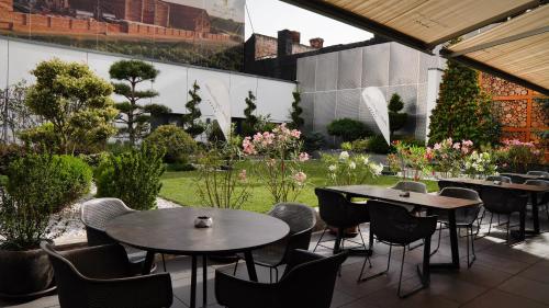 สวน, Aniroc Signature Hotel in อาราด สวน, Aniroc Signature Hotel in อาราด