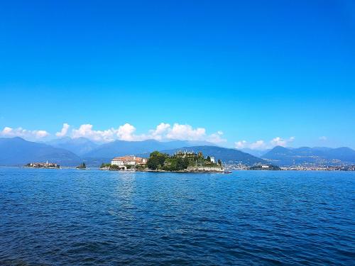 Kilátás, Garibaldi in Stresa Kilátás, Garibaldi in Stresa