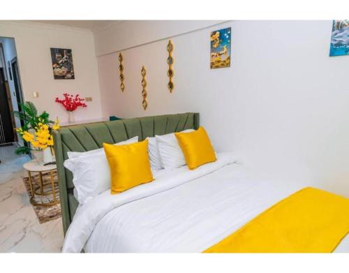 Urban Oasis Studio, SmartHome Apartment, Kilimani