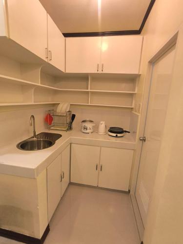 Cocina, South Breeze Balibago 3 minutes away from Santa Rosa Commercial Complex in Laguna Cocina, South Breeze Balibago 3 minutes away from Santa Rosa Commercial Complex in Laguna