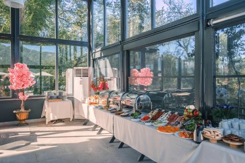 Food and beverages, Montanegro Lodge Hotel & Spa in Tivat Food and beverages, Montanegro Lodge Hotel & Spa in Tivat