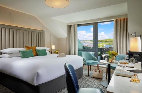 Westport Coast Hotel in Westport Westport Coast Hotel in Westport