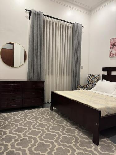 Sleek One Bedroom Apartment - Kulambiro, Kampala