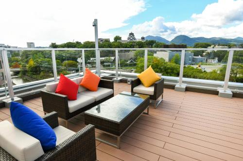 Létesítmények, and COMFY HOTEL Kumamoto Jo View near Kumamoto Prefectural Művészeti Múzeum Létesítmények, and COMFY HOTEL Kumamoto Jo View near Kumamoto Prefectural Művészeti Múzeum