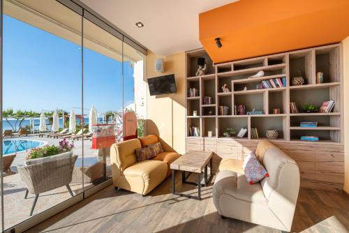 Aphrodite Beach Hotel in Nessebar Aphrodite Beach Hotel in Nessebar