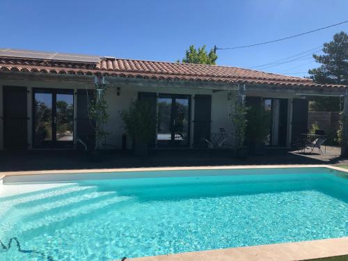 Buitenkant, les costebelles in Valensole Buitenkant, les costebelles in Valensole