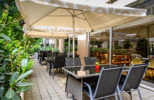 balkon/terras, Leonardo Hotel Budapest in Budapest balkon/terras, Leonardo Hotel Budapest in Budapest