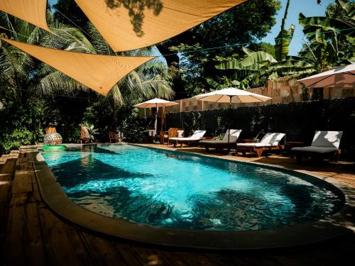 Плувен басейн, Hotel Michanti in El Zonte Плувен басейн, Hotel Michanti in El Zonte