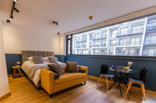 Akros Novo Studio in เบยาบิสตา Akros Novo Studio in เบยาบิสตา