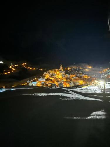 Patogumai, Ferienwohnung Vonlanthen in Ftanas Patogumai, Ferienwohnung Vonlanthen in Ftanas