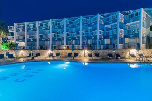 A szálláshely kívülről, Callinica Hotel in Tsilivi A szálláshely kívülről, Callinica Hotel in Tsilivi