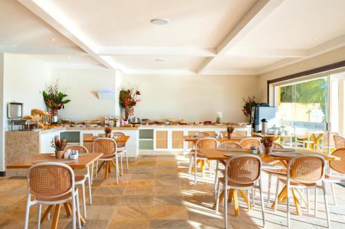 Banquet hall, Uni Boutique Hotel & Spa in Buzios Banquet hall, Uni Boutique Hotel & Spa in Buzios