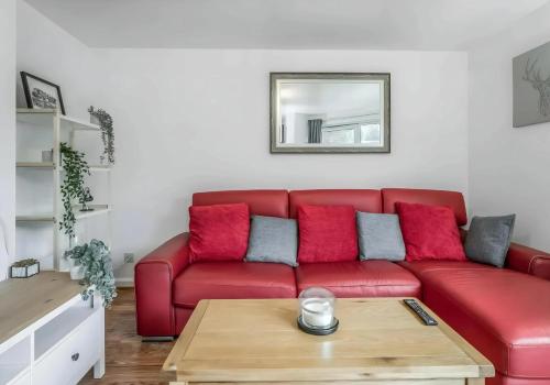 The Briery Bauks Residence - image 6