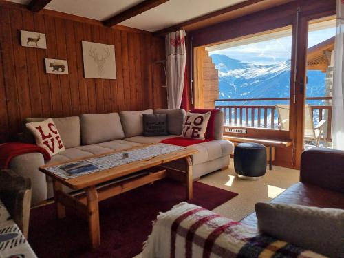 LOVErbier with pool, best location! in Bagnes LOVErbier with pool, best location! in Bagnes