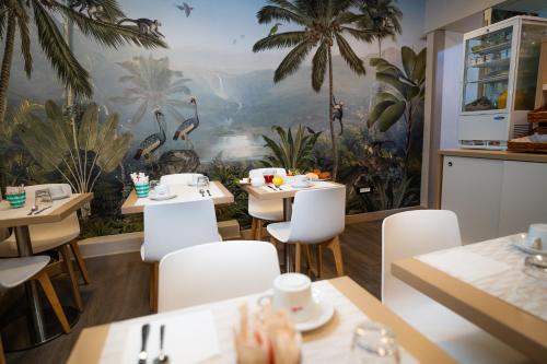 Ételek és italok, Hotel Le Seize near Quai des Etats-Unis Ételek és italok, Hotel Le Seize near Quai des Etats-Unis