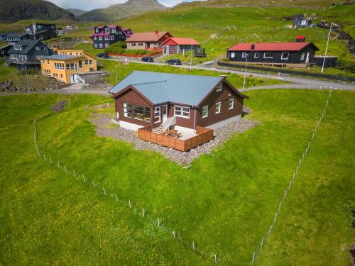 נוף חוץ, Sea & Mountain View 4 Bedroom in Hósvík נוף חוץ, Sea & Mountain View 4 Bedroom in Hósvík