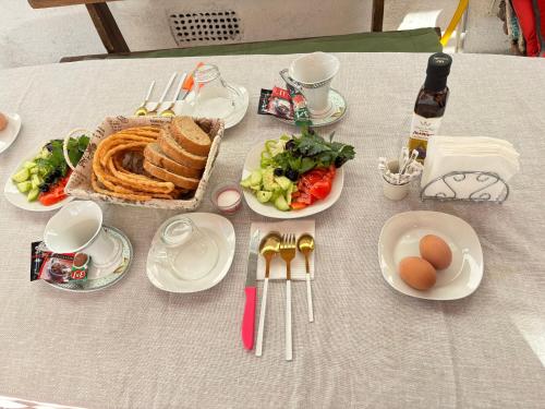 Comida y bebida, Hostel,halal in Tokmok Comida y bebida, Hostel,halal in Tokmok