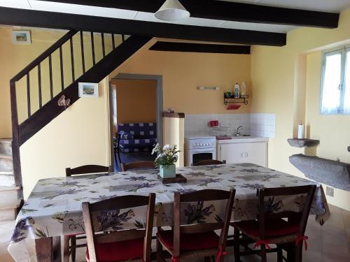 Konyha, Gîte d'Arcanhac en Aveyron (Gite d'Arcanhac en Aveyron) in La Fouillade Konyha, Gîte d'Arcanhac en Aveyron (Gite d'Arcanhac en Aveyron) in La Fouillade