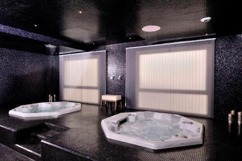 Hot tub, Kenzi Sidi Maarouf in Ain Chock Hot tub, Kenzi Sidi Maarouf in Ain Chock