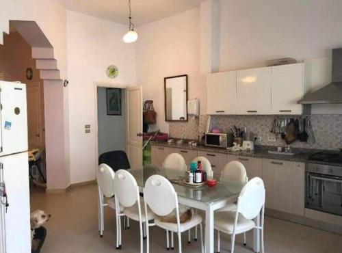 Luxurious villa with pool and beach access in Chatt Mariem Luxurious villa with pool and beach access in Chatt Mariem