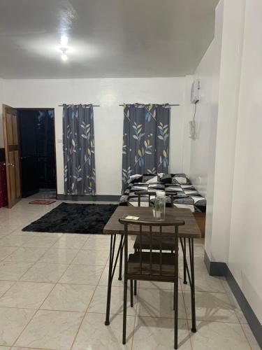 Facilities, Triple Beagle Apartment in Del Carmen Facilities, Triple Beagle Apartment in Del Carmen
