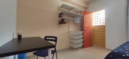 阳台/露台, Hostel Room with Private Bathroom in 冼都 阳台/露台, Hostel Room with Private Bathroom in 冼都