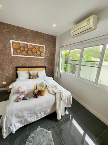 Central, King Beds, Perfect for Families