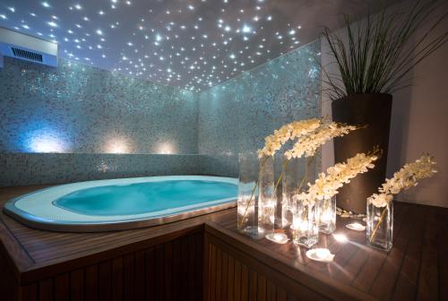 Hot tub, Bastion Heritage Hotel in Zadar Hot tub, Bastion Heritage Hotel in Zadar