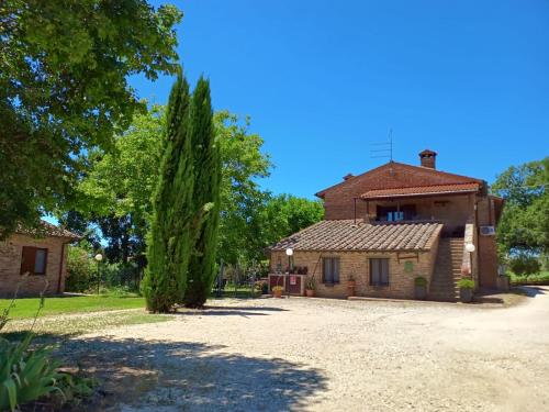 Casale dell'Assiolo Bed and Breakfast in I Giorgi Casale dell'Assiolo Bed and Breakfast in I Giorgi