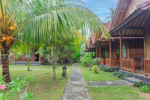 Garden, Rijet Villa Beach & Restaurant in Nusa Penida Garden, Rijet Villa Beach & Restaurant in Nusa Penida