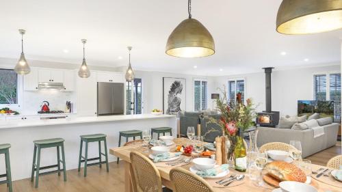 Coachwood Cottage in روبرتصن Coachwood Cottage in روبرتصن