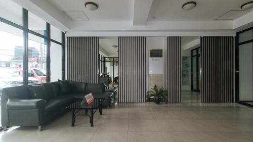 A szálláshely kívülről, RedDoorz @ Traveler Inn Matina near Japán Alagút A szálláshely kívülről, RedDoorz @ Traveler Inn Matina near Japán Alagút