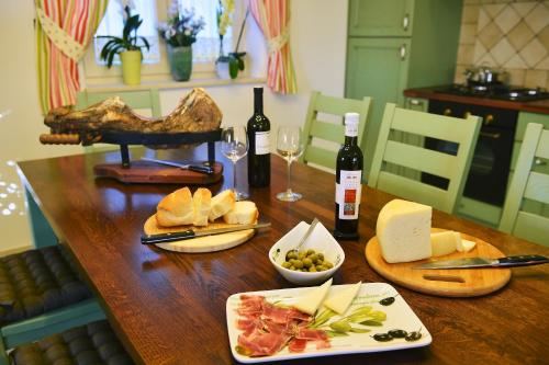 Létesítmények, Villa D'Arsa in Sutivanac Létesítmények, Villa D'Arsa in Sutivanac