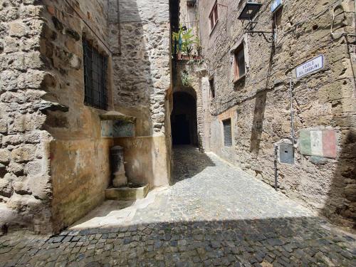 View, Historic home in the Village with Panoramic Views in Castelnuovo Di Porto View, Historic home in the Village with Panoramic Views in Castelnuovo Di Porto