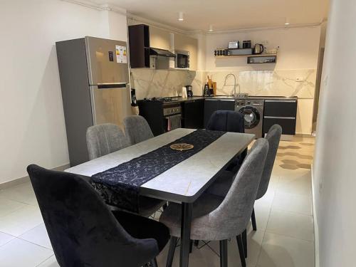 cuisine, Rue de Paris - Plage Saint Germain - vue sur mer - in Ain El Turk cuisine, Rue de Paris - Plage Saint Germain - vue sur mer - in Ain El Turk