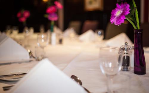 This photo about Warren Lodge shared on HyHotel.com