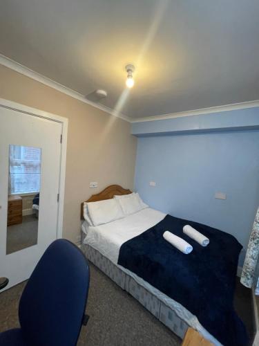 Вітальня, Room 2 Double Bedroom, Portswood, Southampton in Portswood Вітальня, Room 2 Double Bedroom, Portswood, Southampton in Portswood