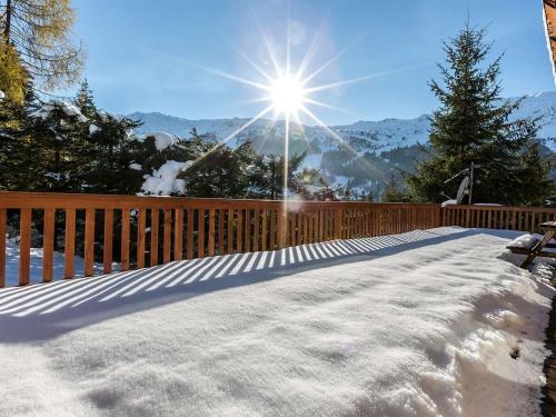 Chalet familial 10 pieces a Meribel, proche des pistes, avec cheminee et terrasse, 12 personnes - FR in Meribel Chalet familial 10 pieces a Meribel, proche des pistes, avec cheminee et terrasse, 12 personnes - FR in Meribel