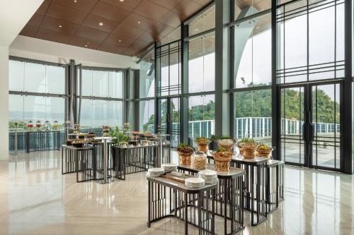 Food and beverages, Hotel Santika Premiere Lampung in Bandar Lampung Food and beverages, Hotel Santika Premiere Lampung in Bandar Lampung