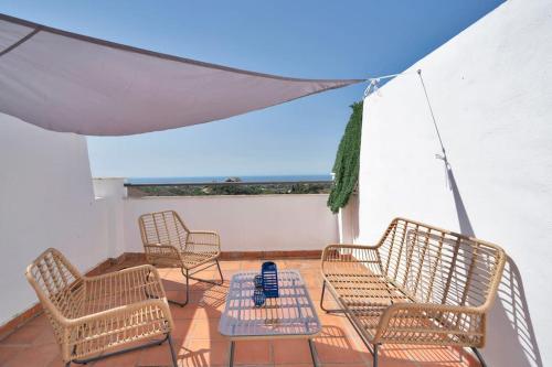 شرفة/ تراس, Duplex marinero con vista al mar gimnasio piscina - LAS ABEJERAS 615 in Estepona شرفة/ تراس, Duplex marinero con vista al mar gimnasio piscina - LAS ABEJERAS 615 in Estepona