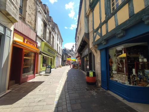 Studio avec patio en centre-ville in Pontivy Studio avec patio en centre-ville in Pontivy