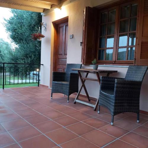 Elia Limnos in พลาติ Elia Limnos in พลาติ