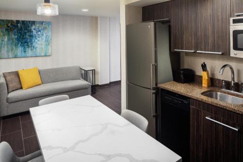 Konyha, The Bethesdan Hotel, Tapestry by Hilton in Bethesda (Maryland) Konyha, The Bethesdan Hotel, Tapestry by Hilton in Bethesda (Maryland)