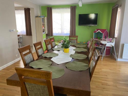 Közös társalgó / TV, Victoria Domek do wynajecia in Dursztyn Közös társalgó / TV, Victoria Domek do wynajecia in Dursztyn