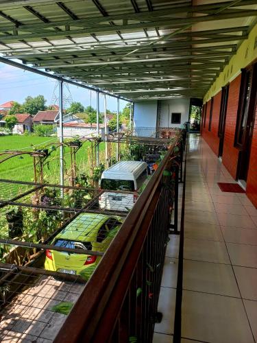 Hotel Omah Cepit near Kasongan Travel Village Hotel Omah Cepit near Kasongan Travel Village